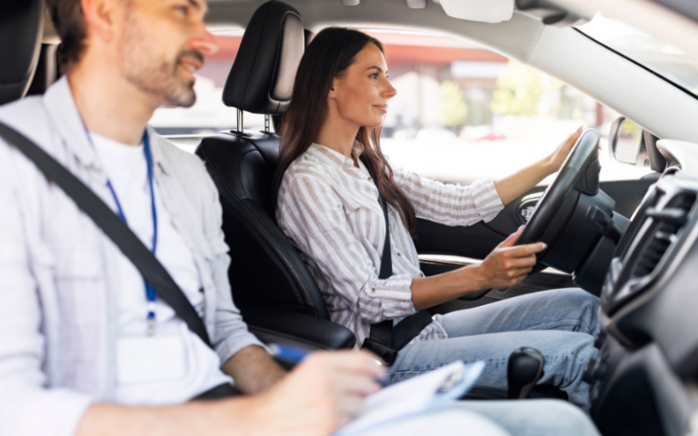 La formation taxi est-elle vraiment difficile à réussir pour les débutants