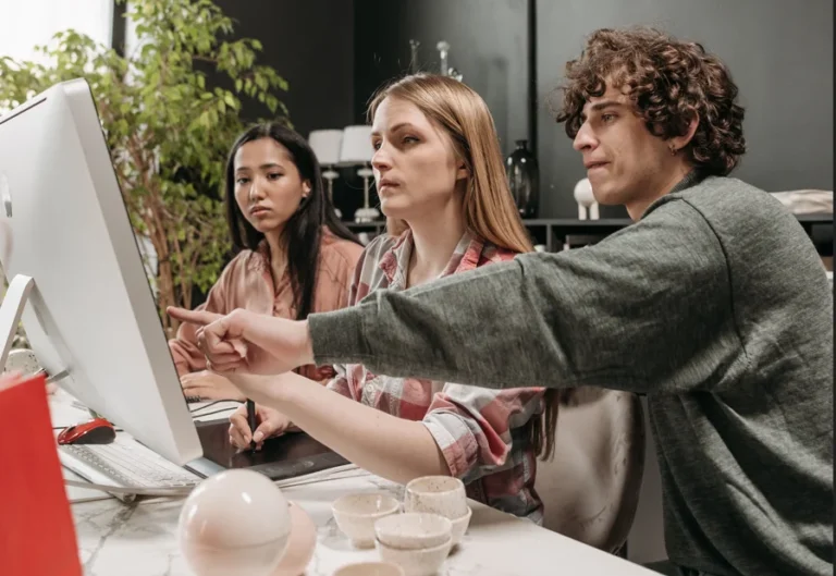 Apprentissage ou Contrat de Professionnalisation : Quelle Différence