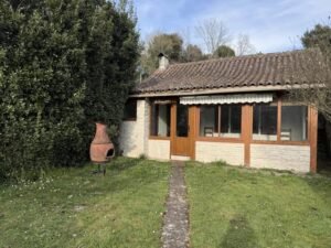 maison simple et abordable en campagne francaise