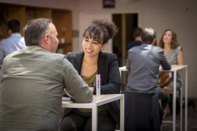 Comment Trouver Du Travail À Paris : Astuces Et Conseils Pratiques